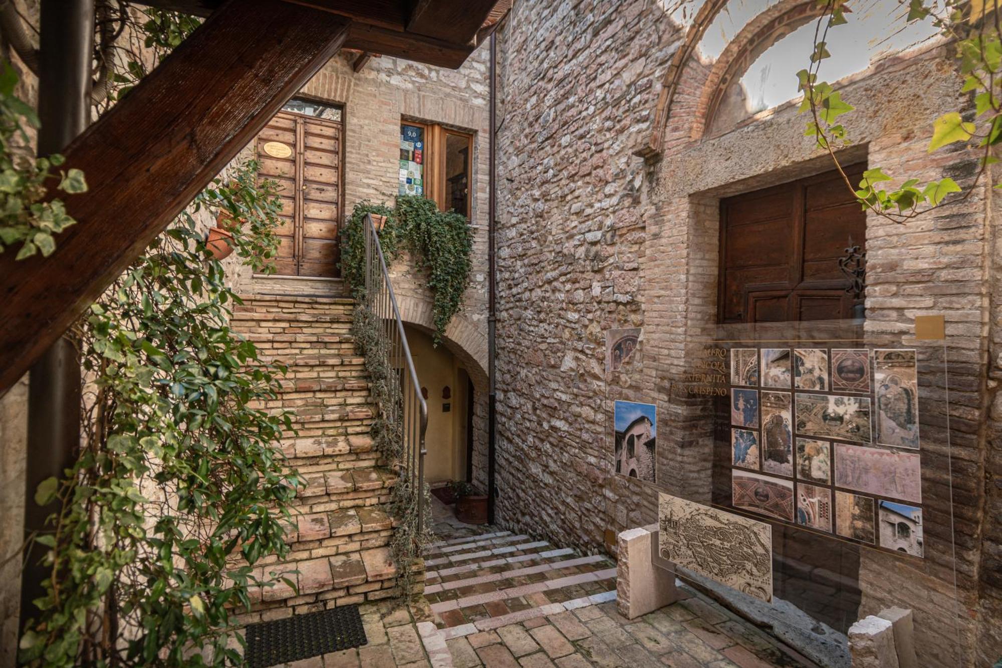Residenza D'Epoca San Crispino Apart otel Assisi Dış mekan fotoğraf