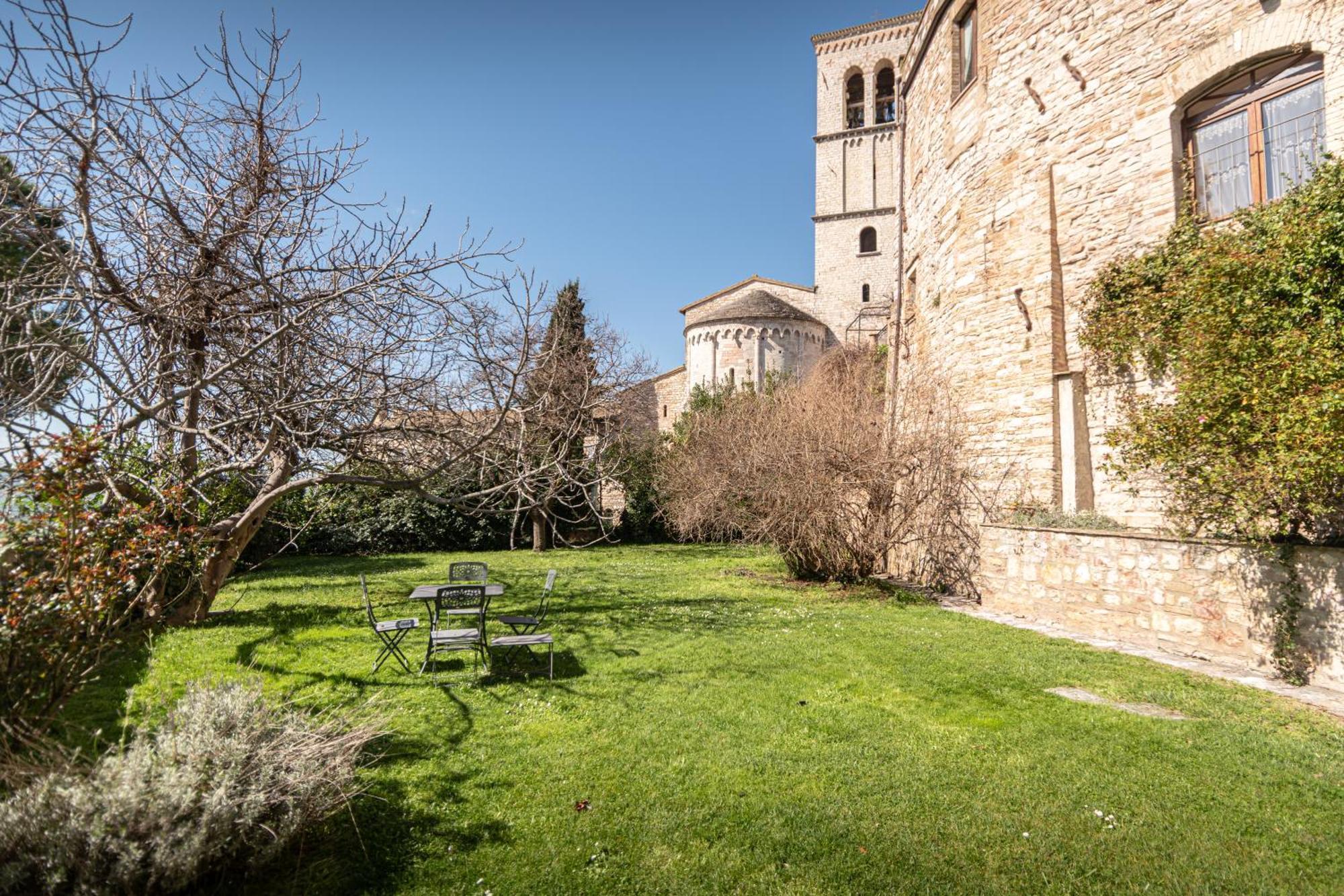 Residenza D'Epoca San Crispino Apart otel Assisi Dış mekan fotoğraf