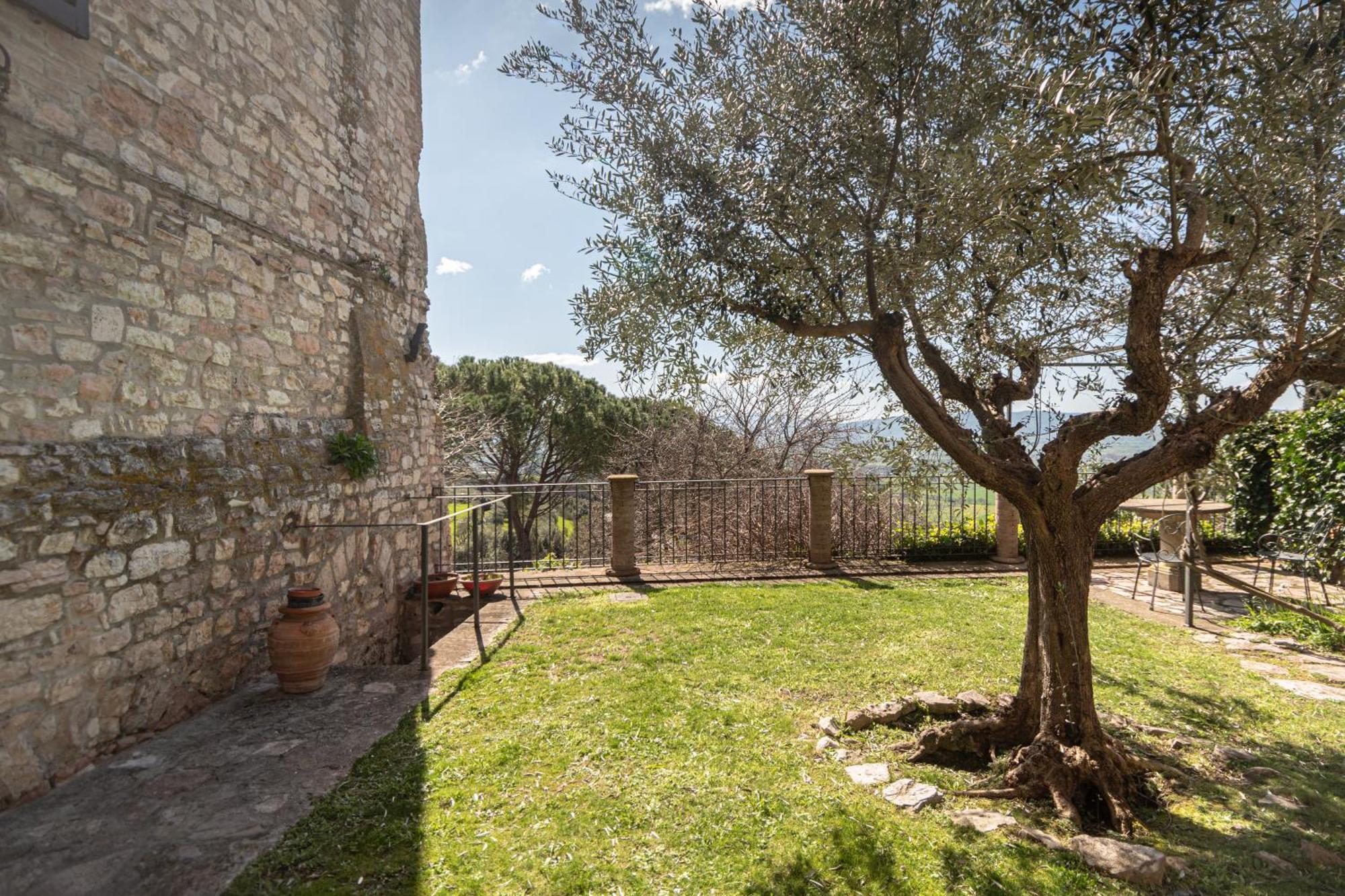 Residenza D'Epoca San Crispino Apart otel Assisi Dış mekan fotoğraf