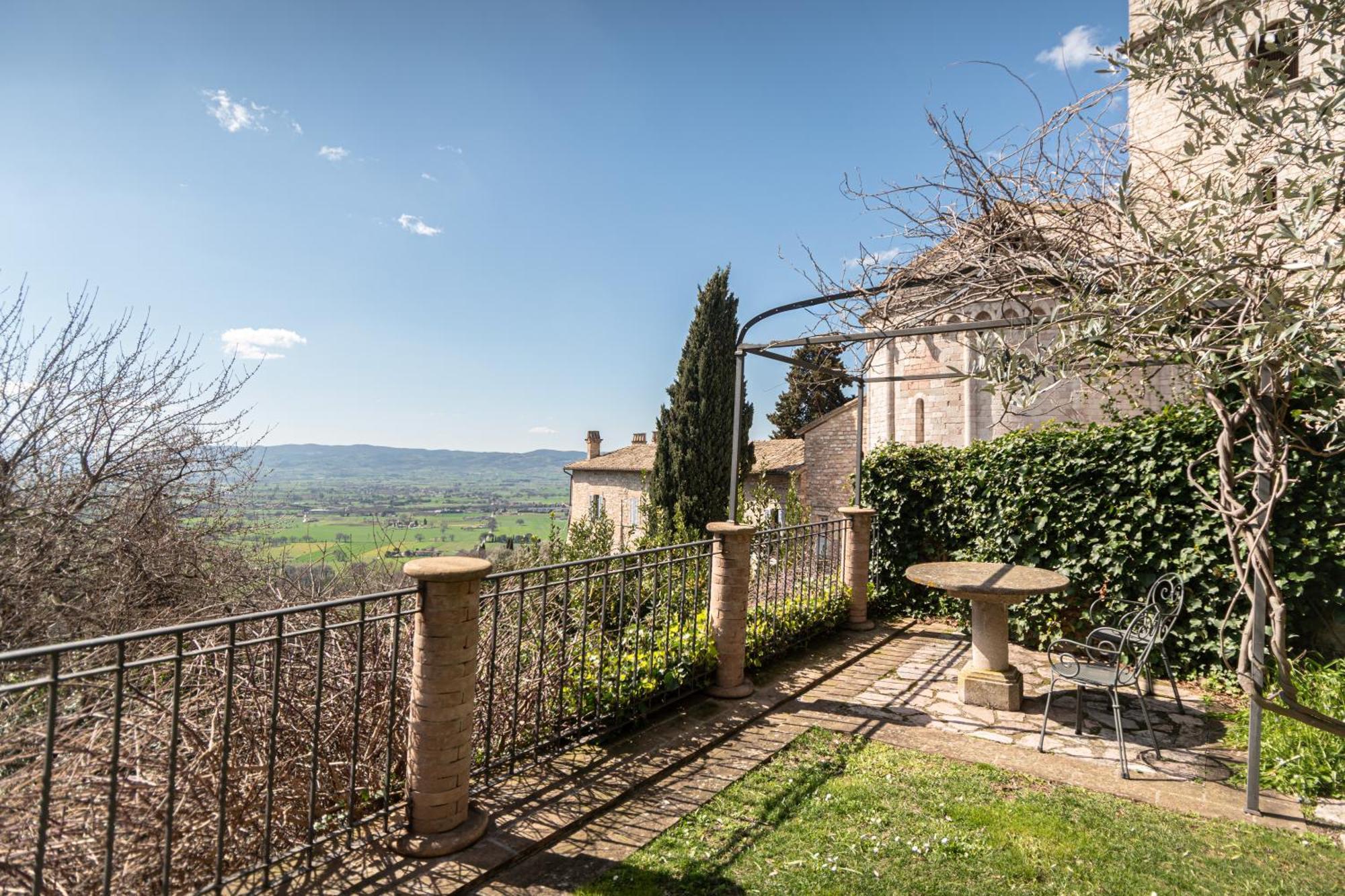 Residenza D'Epoca San Crispino Apart otel Assisi Dış mekan fotoğraf
