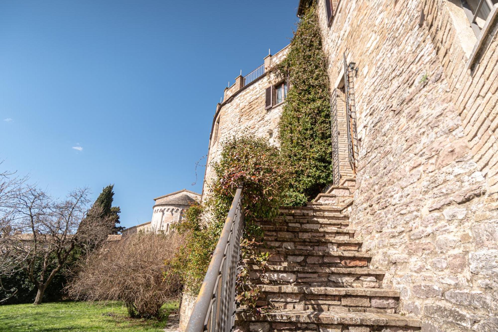 Residenza D'Epoca San Crispino Apart otel Assisi Dış mekan fotoğraf