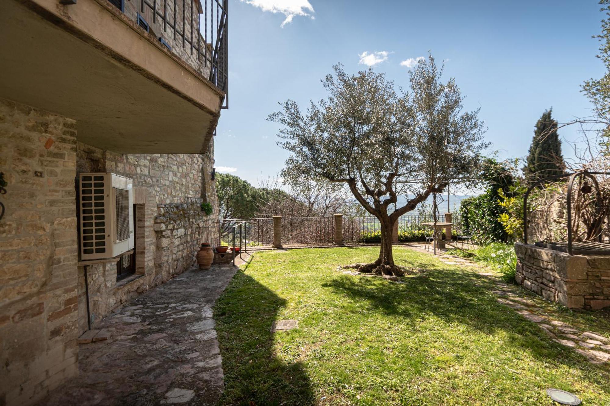 Residenza D'Epoca San Crispino Apart otel Assisi Dış mekan fotoğraf
