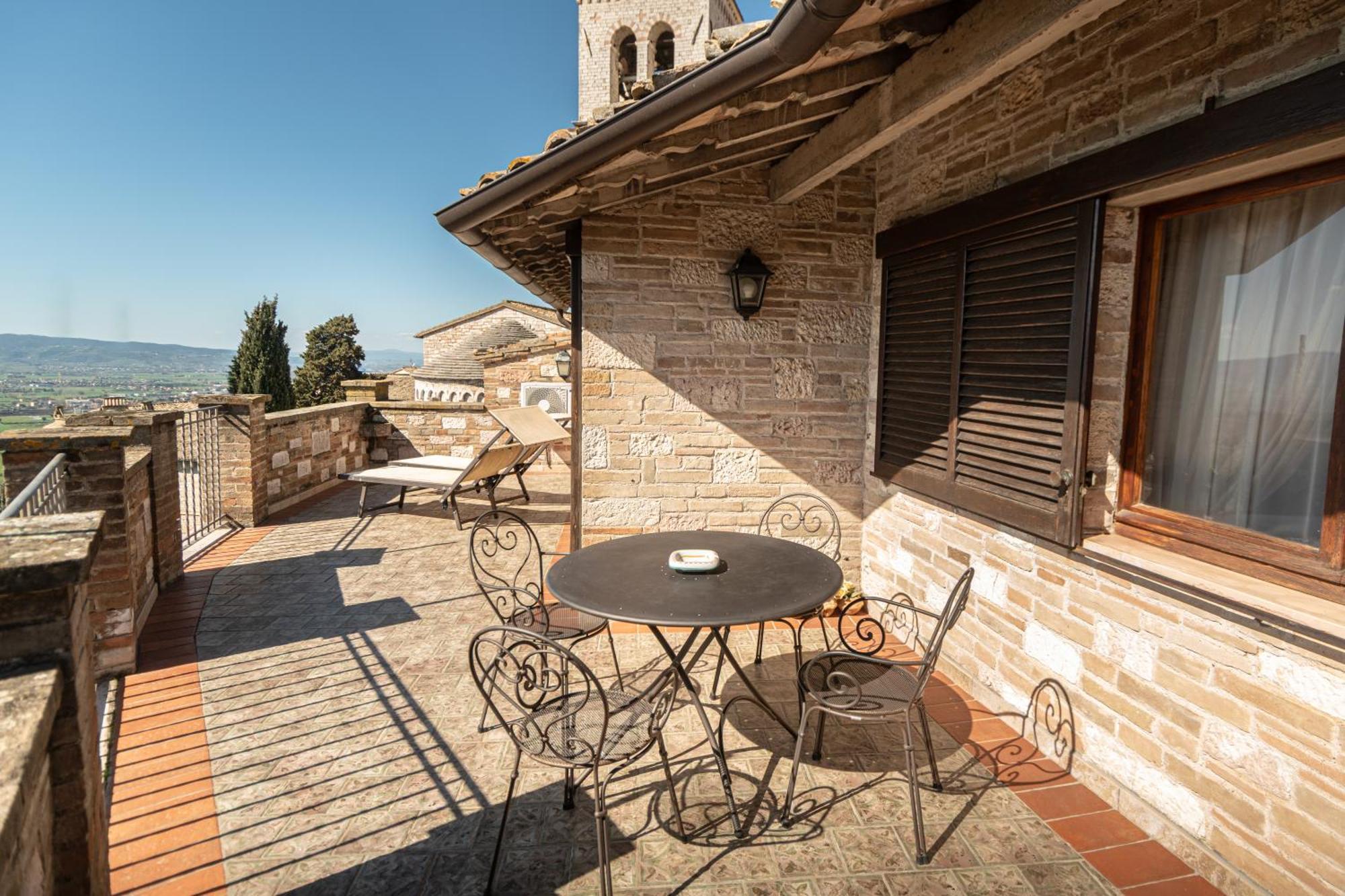 Residenza D'Epoca San Crispino Apart otel Assisi Dış mekan fotoğraf